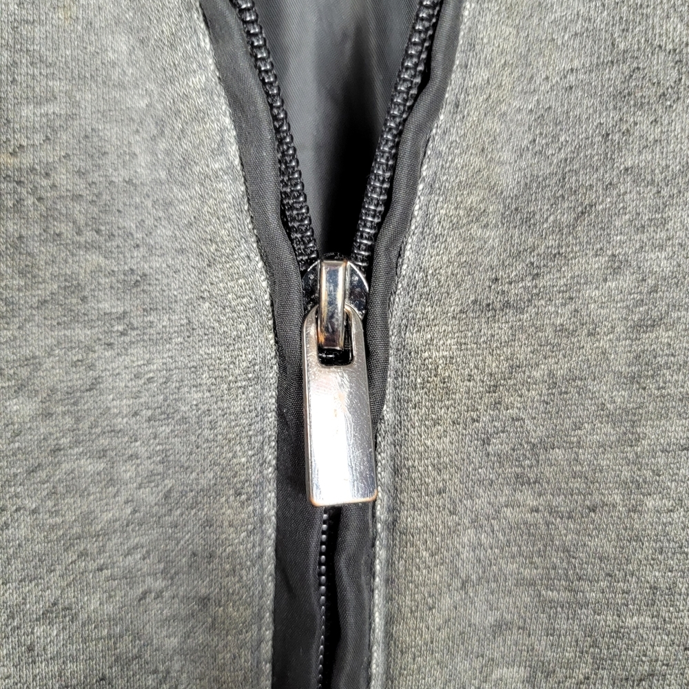 Grey Jacket - Picture 3 of 7